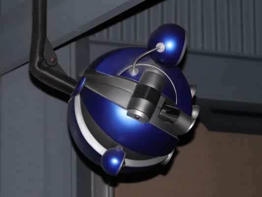 [Image: normal_IM_Series_Droid_28Tokyo_Disneylan..._28529.jpg]
