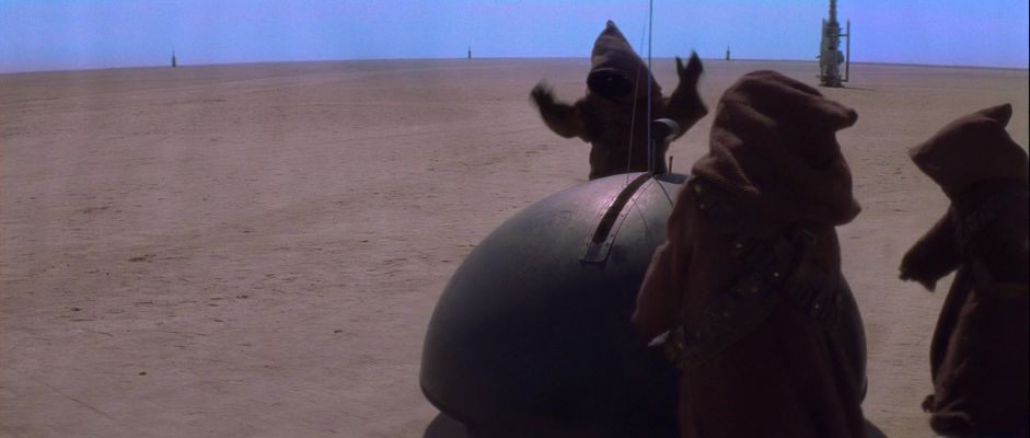 [Image: normal_LIN_starwarsscreencaps_com_anh_pg_10-1.jpg]